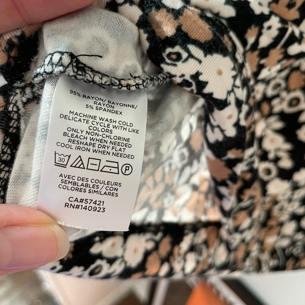 Loft puff-sleeve detail floral blouse - Picture 3 of 4